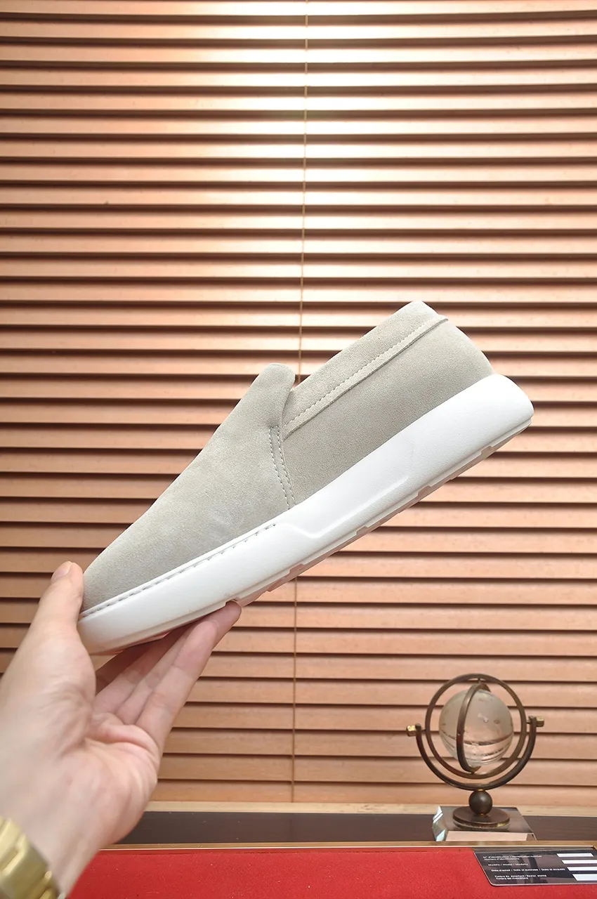 Men's men's shoes 💰700💶[LOUIS VUITTON] new original order 🍀LV Louis Vuitton * - top version of LV classic trendy shoes! Made of imported original LV fabric with rubber surface, breathable cowhide lining, and original wear-resistant rubber foam outsole! High quality products! The yardage is 38-44.